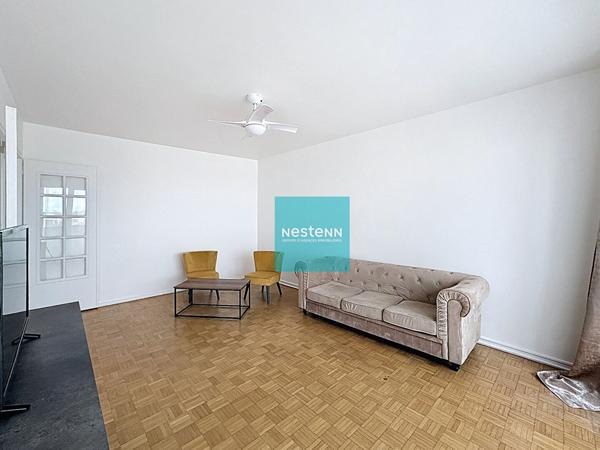 Appartement F3 67 m² - Dernier étage - Cave et parking extérieur
