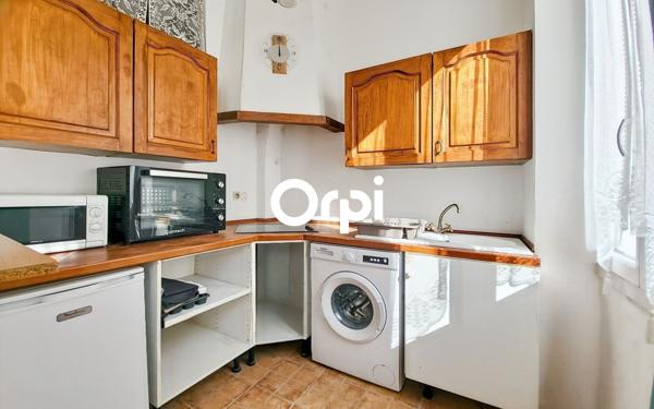 Appartement à vendre    1 pièce • 23,46 m2 Marseille 5