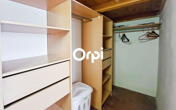 Appartement à vendre    1 pièce • 23,46 m2 Marseille 5