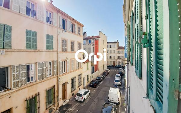 Appartement à vendre    1 pièce • 23,46 m2 Marseille 5