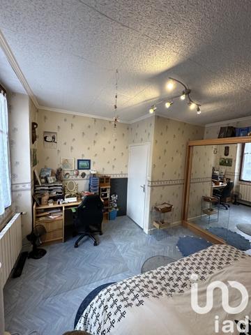 Appartement 4 pièces de 97 m² à Le Chambon-Feugerolles (42500)