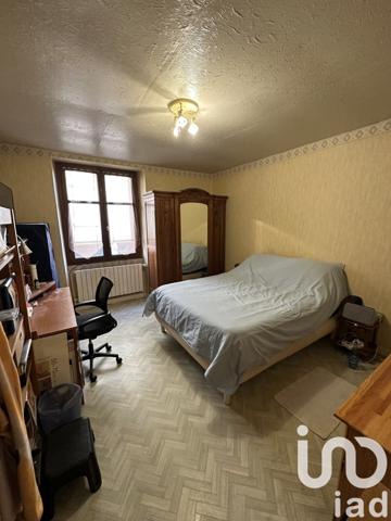 Appartement 4 pièces de 97 m² à Le Chambon-Feugerolles (42500)