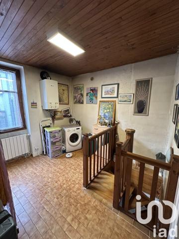 Appartement 4 pièces de 97 m² à Le Chambon-Feugerolles (42500)