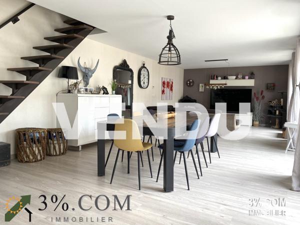 MAISON SEMI-MITOYENNE DE 135m² AVEC 3 CH + 1 BUREAU + GARAGE + GRANDE TERRASSE Halluin (59250)