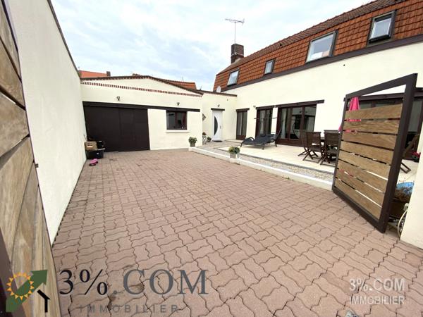 MAISON SEMI-MITOYENNE DE 135m² AVEC 3 CH + 1 BUREAU + GARAGE + GRANDE TERRASSE Halluin (59250)