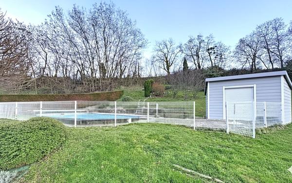 Maison à vendre    2 pièces •  Saint-Just-Saint-Rambert