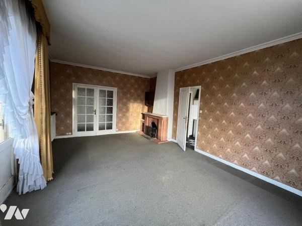 Maison sur sous-sol complet