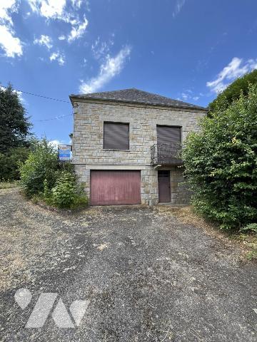 Maison sur sous-sol complet