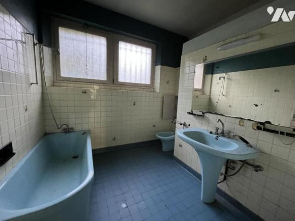 Maison sur sous-sol complet