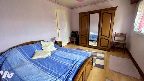 Bien située au centre ville du FAOUÊT maison Familiale