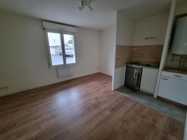 Appartement à louer 1 pièce 22.08m²