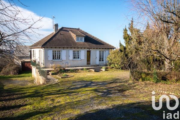 Maison 5 pièces de 102 m² à Ayen (19310)