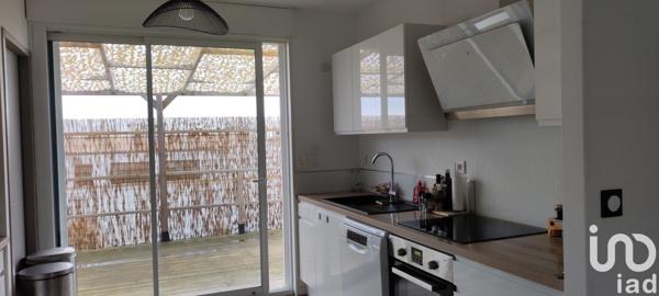 Maison traditionnelle 4 pièces de 107 m² à Saint-Xandre (17138)