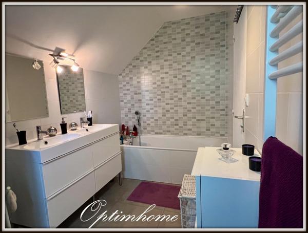 Maison à vendre 4 pièces LA CHAPELLE SUR ERDRE (44)