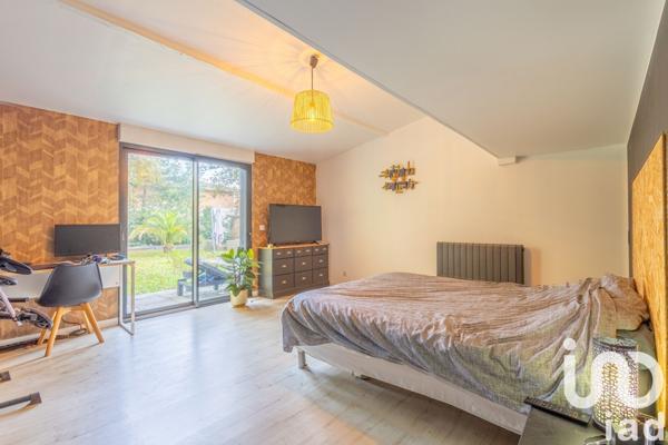 Maison à vendre 6 pièces 144 m² Pessac