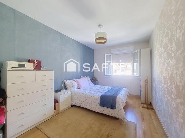 T4 - 78m2 - 3 chambres - Balcon - Box en sous-sol