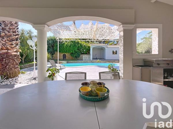 Maison à vendre 6 pièces 160 m² Le Castellet