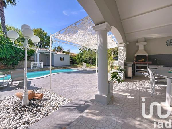 Maison à vendre 6 pièces 160 m² Le Castellet