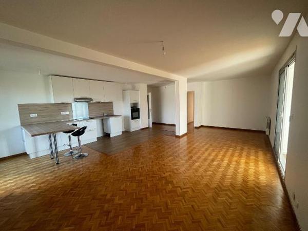 OLIVET. Dans un environnement calme et recherché, venez visiter cet appartement en très bon éta...