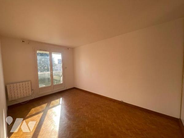 OLIVET. Dans un environnement calme et recherché, venez visiter cet appartement en très bon éta...