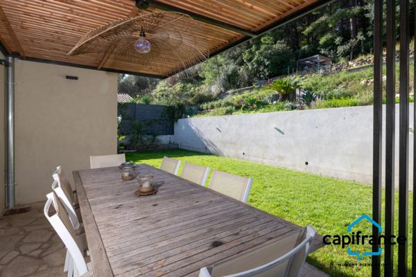 Villa entièrement rénovée à vendre 7 pièces TOULON (83) Terrain 650 m²