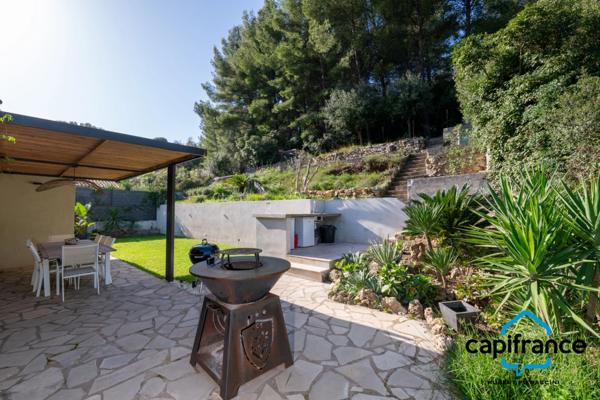 Villa entièrement rénovée à vendre 7 pièces TOULON (83) Terrain 650 m²