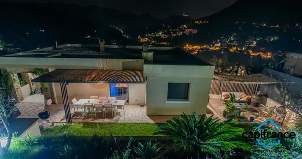 Villa entièrement rénovée à vendre 7 pièces TOULON (83) Terrain 650 m²