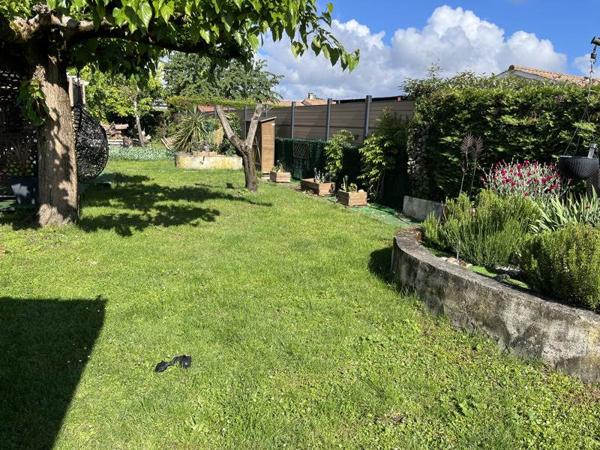 Maison à vendre 398 034 € Saint-Médard-en-Jalles 4 p 125 m² DPE D