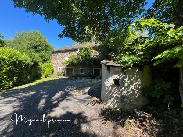 Castres (81100) Propriété équestre prémium avec 6 maisons sur 41 hectares.