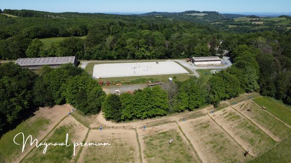 Castres (81100) Propriété équestre prémium avec 6 maisons sur 41 hectares.
