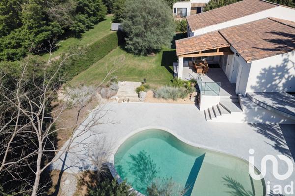 Maison à vendre 6 pièces 127 m² Grasse