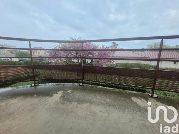 Appartement 2 pièces de 48 m² à Roanne (42300)