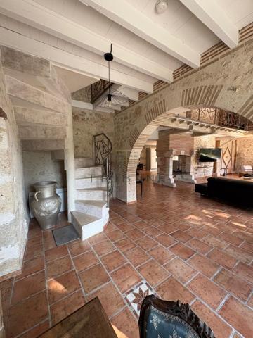 Maison 10 pièce(s) 5 chambre(s) 350 m²