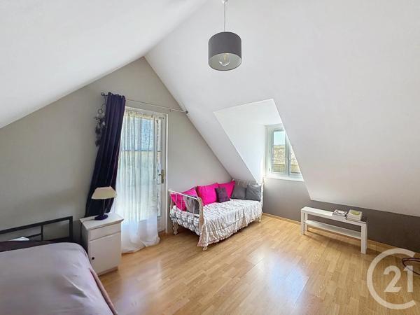 Maison à vendre  7 pièces - 134,15 m 2   NAILLY  - 89