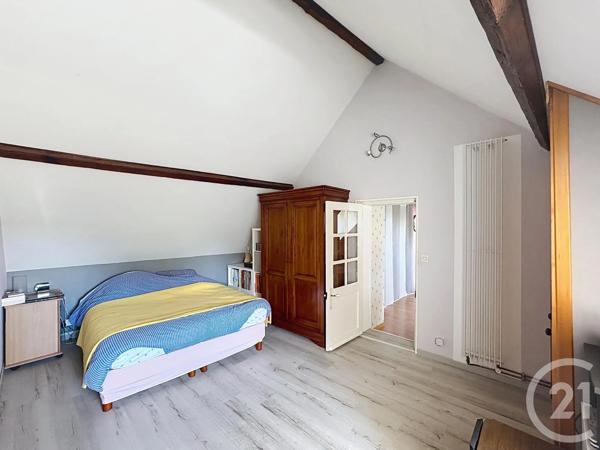 Maison à vendre  7 pièces - 134,15 m 2   NAILLY  - 89