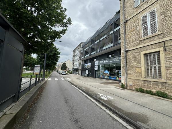 BUREAUX CENTRE VILLE - A VENDRE