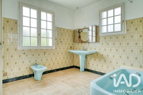 Maison à vendre 7 pièces 217 m² Croissy-sur-Seine