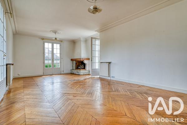 Maison à vendre 7 pièces 217 m² Croissy-sur-Seine