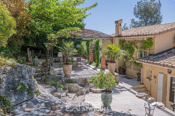 Maison d’architecte pleine de charme – LE ROURET