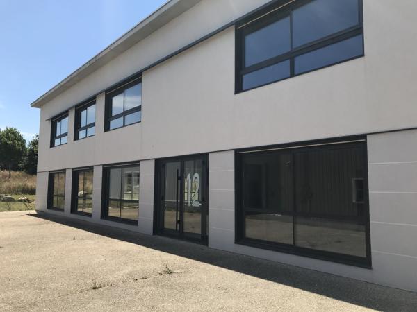 ACHAT - BUREAUX NEUFS - PARKING - GUERANDE - LOCATION - 290 M2