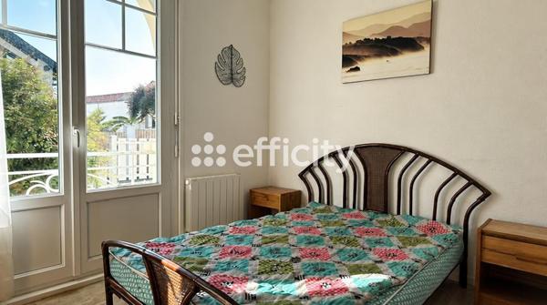 Maison
         7 pièces
        - 100 m² Bien prestige 799 500 €*