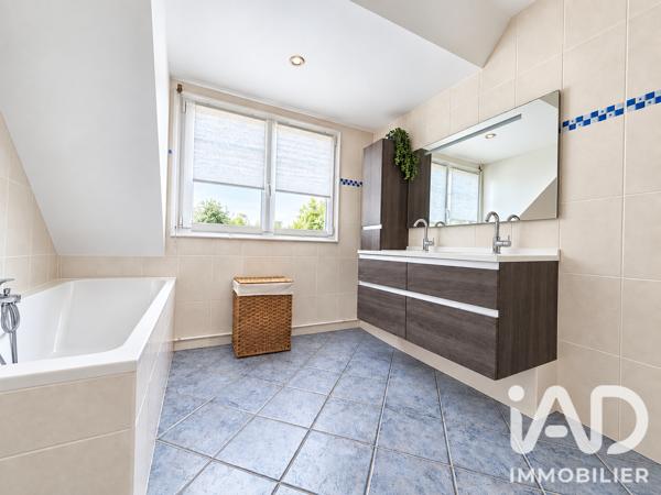 Maison à vendre 4 pièces 98 m² Louviers