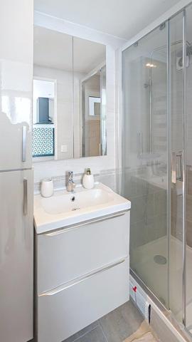 Maison individuelle avec piscine, cinq chambres