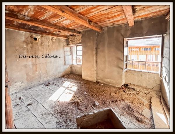 Maison à vendre 6 pièces VALGELON-LA ROCHETTE (73) 197 m² de surface plancher