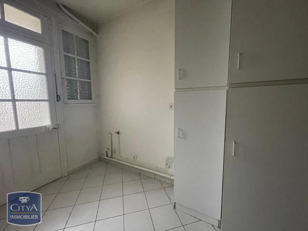 Appartement à louer 3 pièces 114.05m²