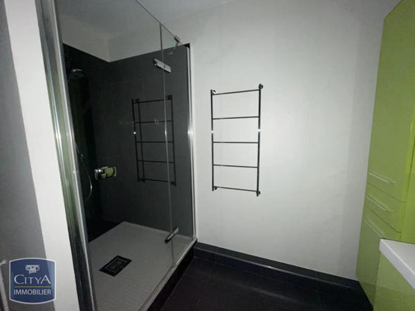 Appartement à louer 3 pièces 114.05m²