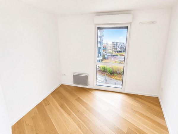 A LOUER : T2 à LILLE • Rue Frédéric Combemale - CHU • 850 € CC • Réf. 1570-34