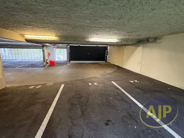 Vente parking Bordeaux : 20 000 € - AJP Immobilier Bordeaux Saint-Augustin