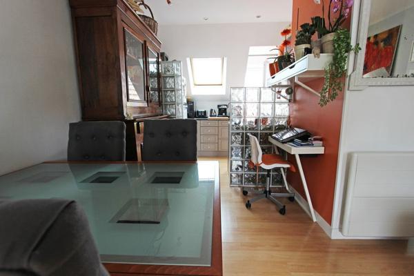 AU PIED DU THÉÂTRE DE CORNOUAILLE, UN COSY DUPLEX & SA TERRASSE. -