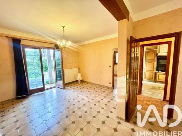 Maison à vendre 6 pièces 111 m² Villeneuve-le-Roi